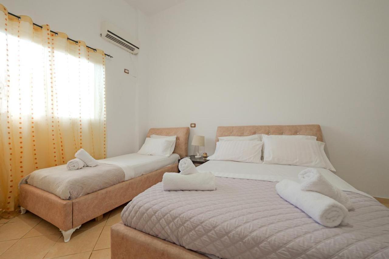 Sunflower Hotel Ksamil Ngoại thất bức ảnh