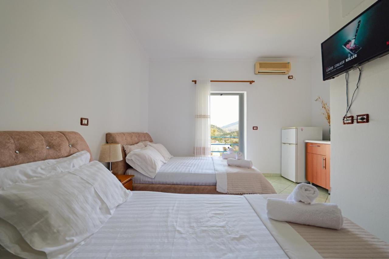 Sunflower Hotel Ksamil Ngoại thất bức ảnh