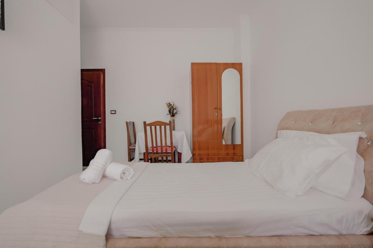 Sunflower Hotel Ksamil Ngoại thất bức ảnh