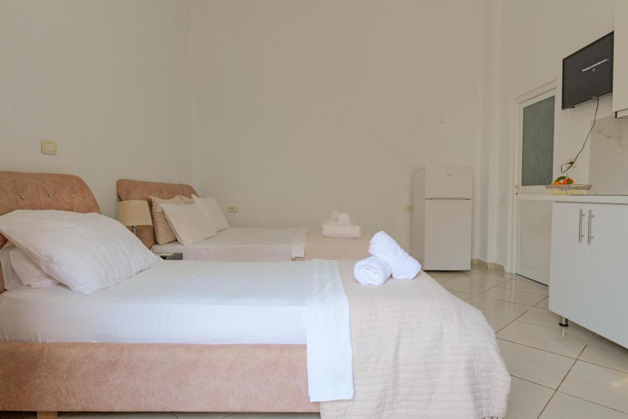 Sunflower Hotel Ksamil Ngoại thất bức ảnh