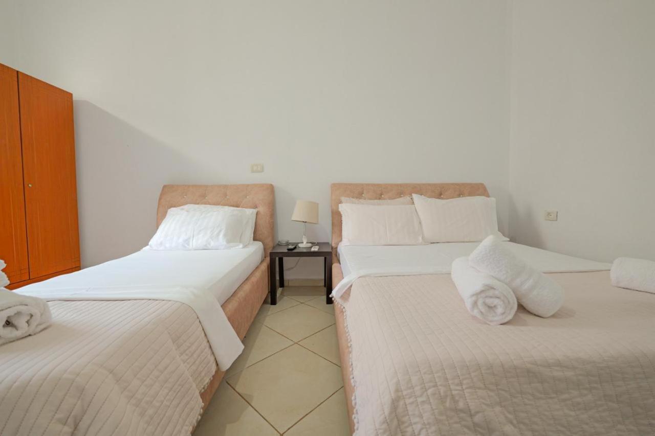 Sunflower Hotel Ksamil Ngoại thất bức ảnh