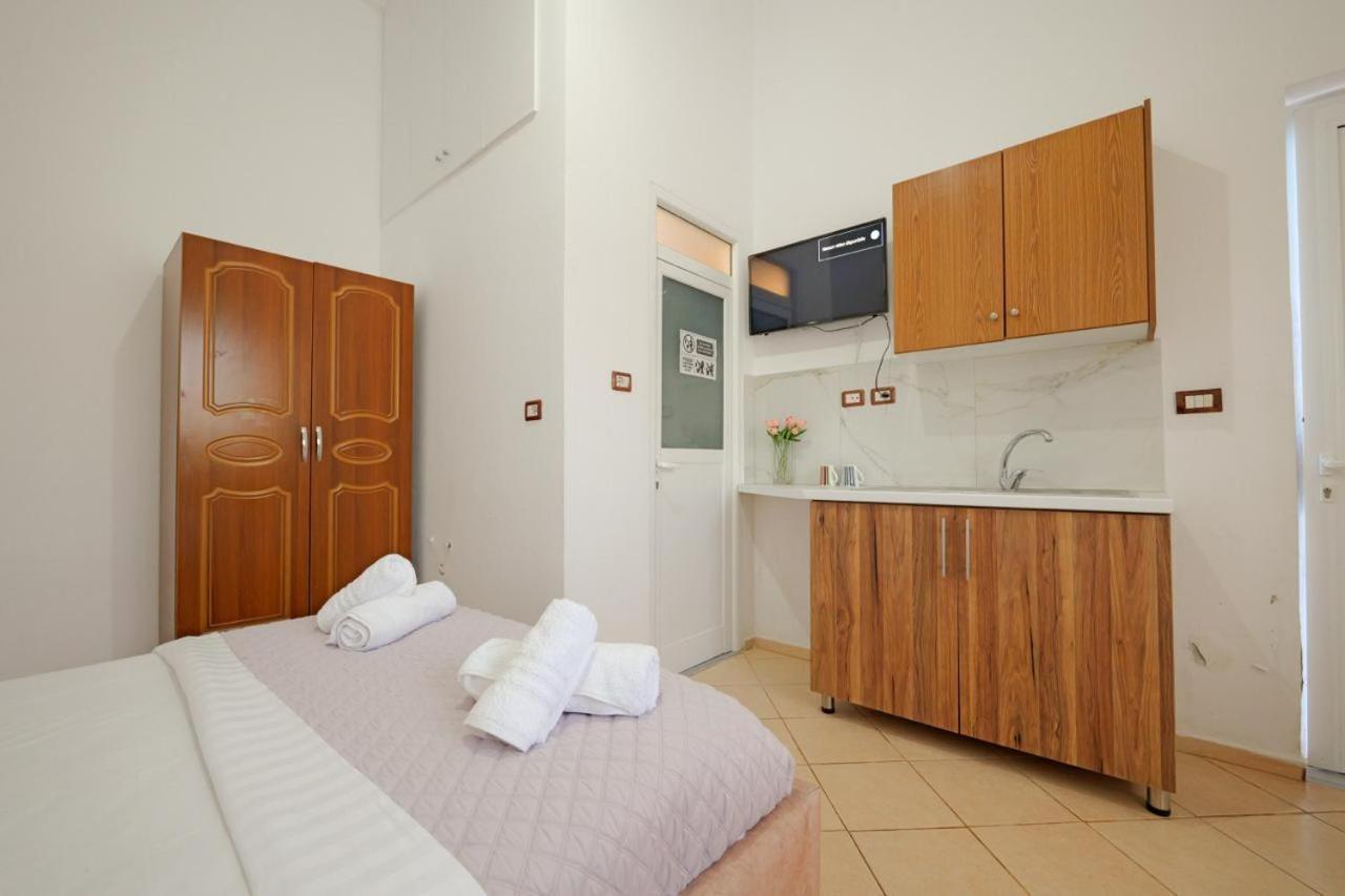 Sunflower Hotel Ksamil Ngoại thất bức ảnh